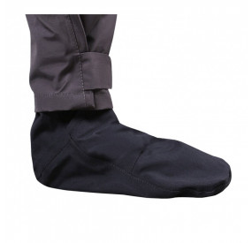 Waterproof dry pants for kayaking and whitewater, breathable, reinforced knees, adjustable waistband, robust for training.