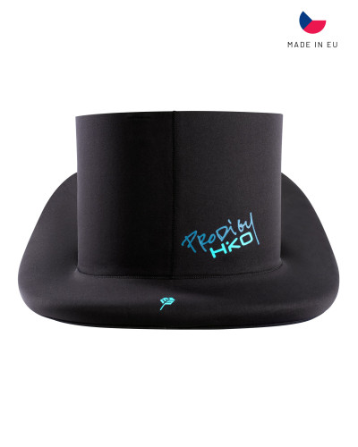 Neopren-Spritzdecke mit hohem Kamin und Frontverschluss, elastischer Rand für sicheren, wasserdichten Sitz im Kajak.