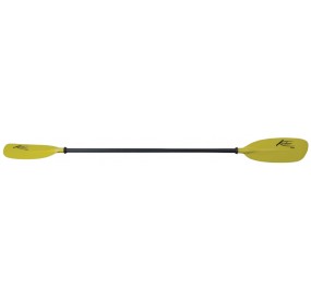 Touring paddle with lightweight shaft for efficient and energy-saving paddling on lakes and rivers.