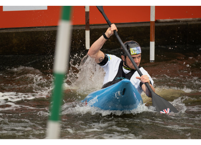 Kanu Slalom Ausrüstung – Der komplette Guide